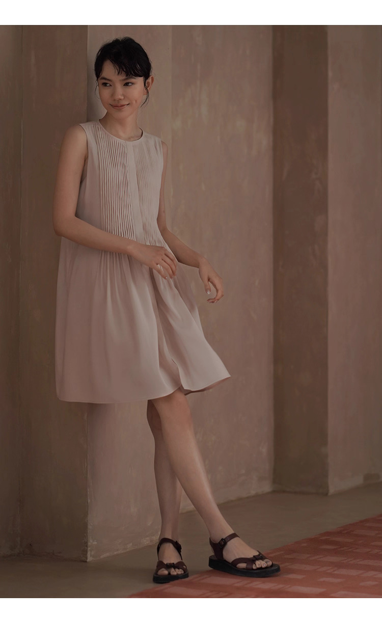 瓔珞粉紅少女重工塔克線洋裝飄逸寬鬆顯瘦小個子