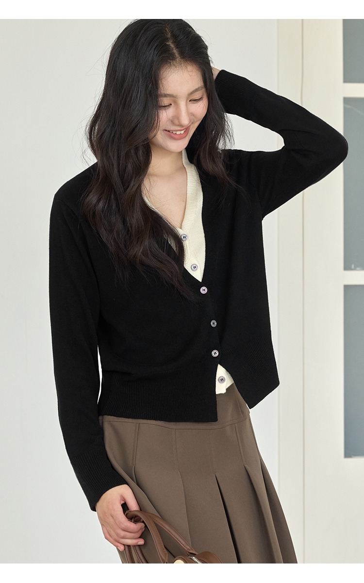 大尺碼黑色針織衫假兩件上衣高級感開襟衫