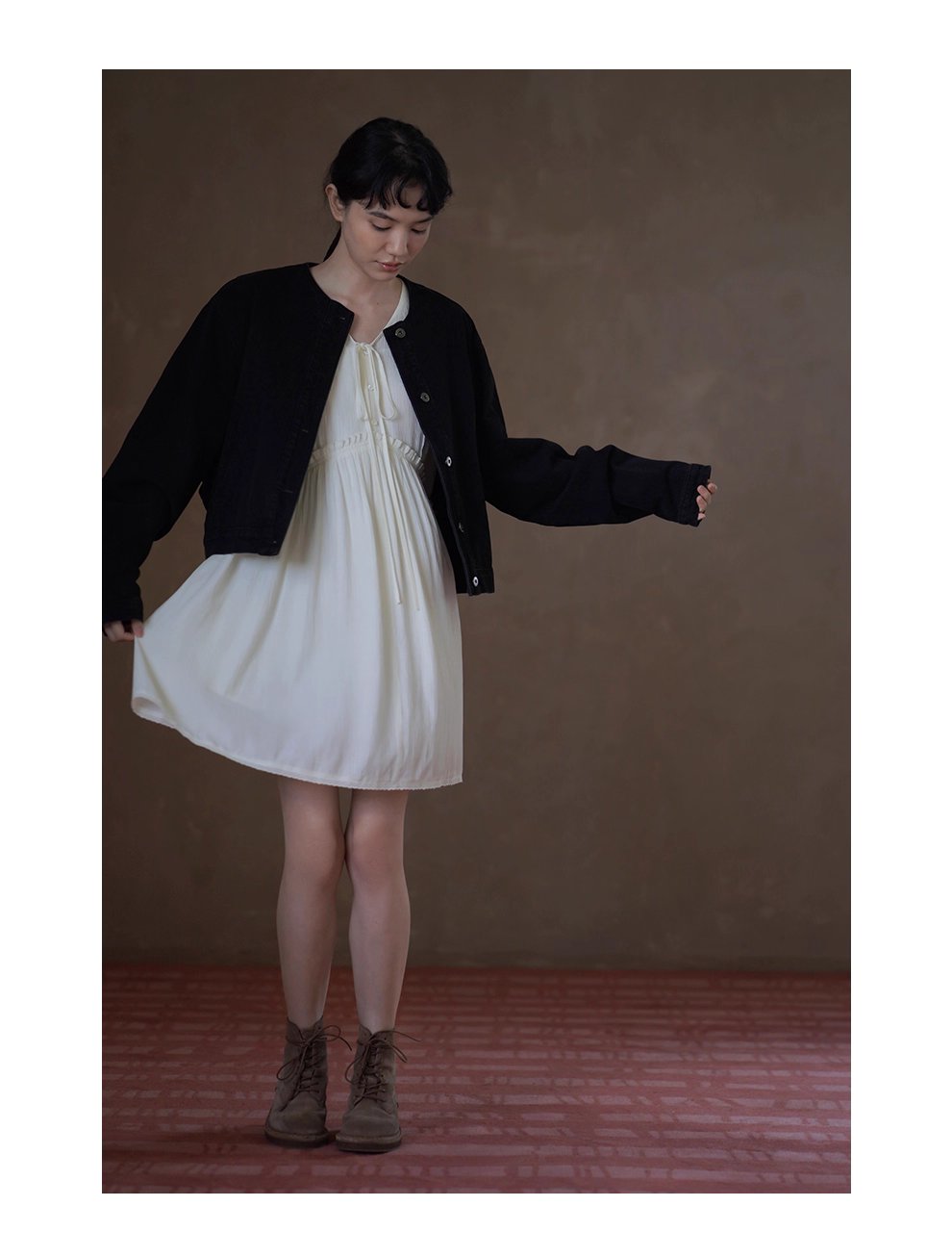 秋來雲雀飄逸洋裝顯瘦V領帶高腰拼接法式浪漫裙女