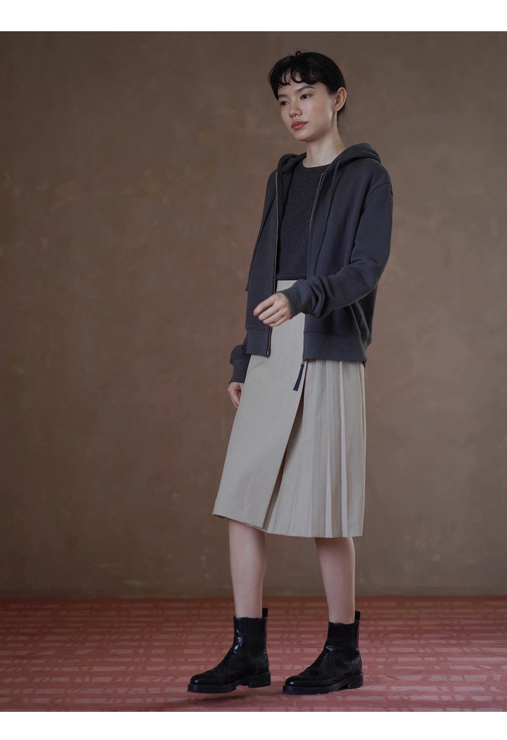 法式通勤一片圍裹式寬鬆直筒高腰不對稱壓褶顯瘦半身裙