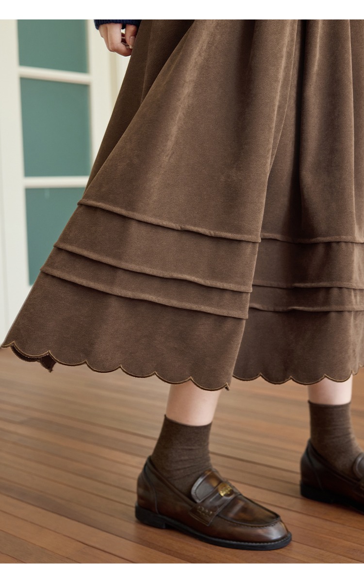 大尺碼琥珀流光風穿搭咖色半身長裙