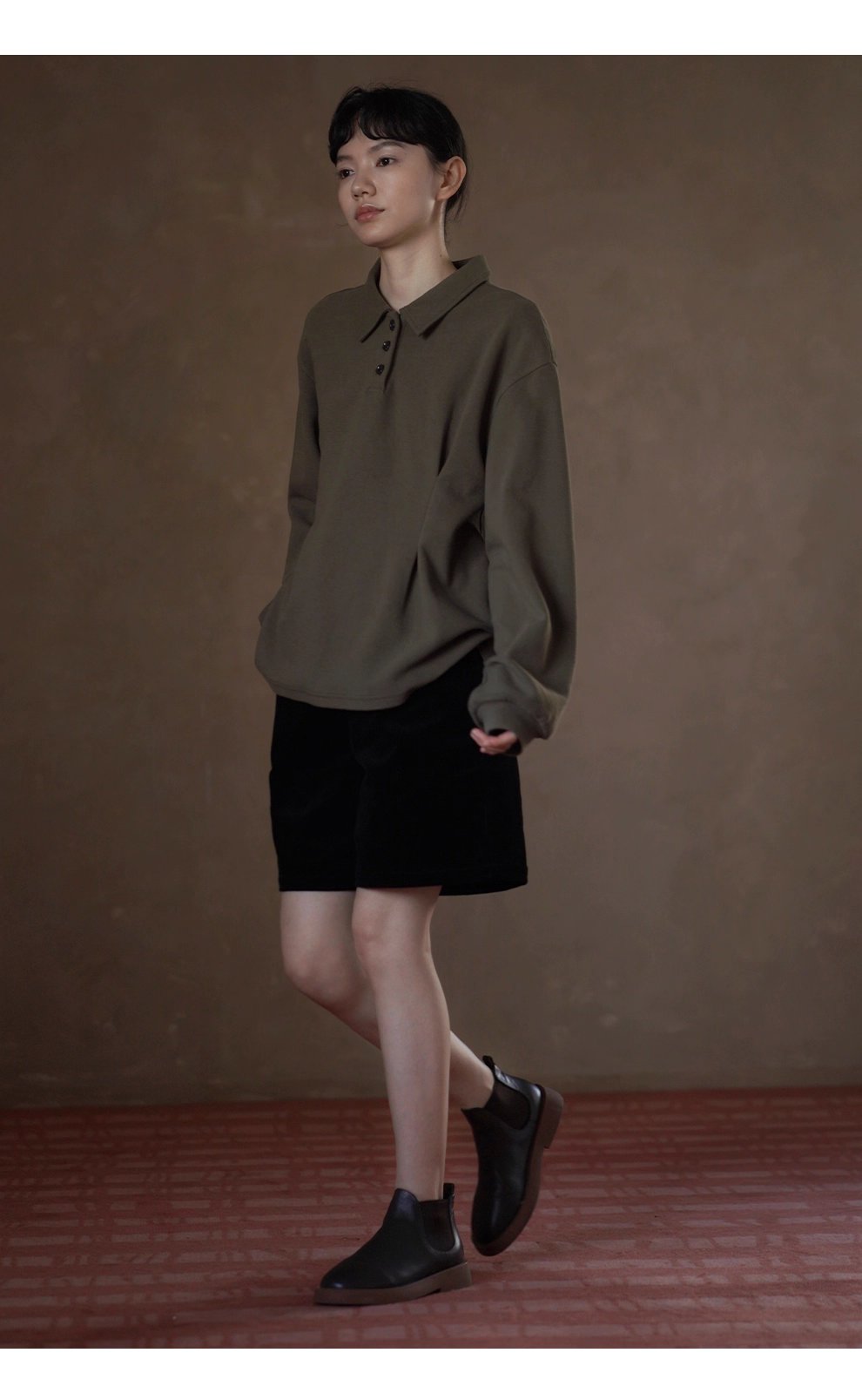 柔軟100棉經典美式Polo領寬鬆翻領顯瘦不挑人休閒衛衣女,柔軟100棉經典美式Polo領寬鬆翻領顯瘦不挑人休閒衛衣女,HBEW1044,柔軟100棉經典美式Polo領寬鬆翻領顯瘦不挑人休閒衛衣女,半開翻領,全棉面料