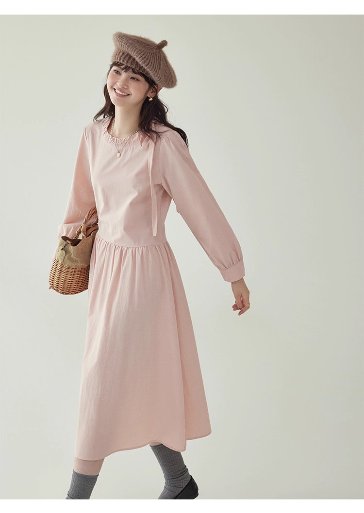 法式繫帶圓領粉紅洋裝女秋新款長袖a字中長裙