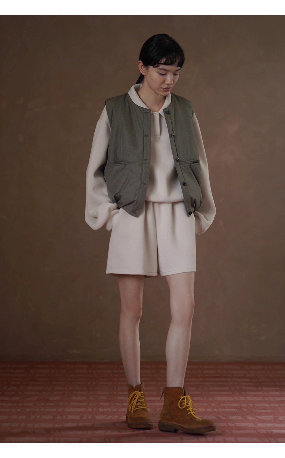 輕量保暖馬甲寬鬆H身型短款疊穿搭檔休閒圓領棉服外套女