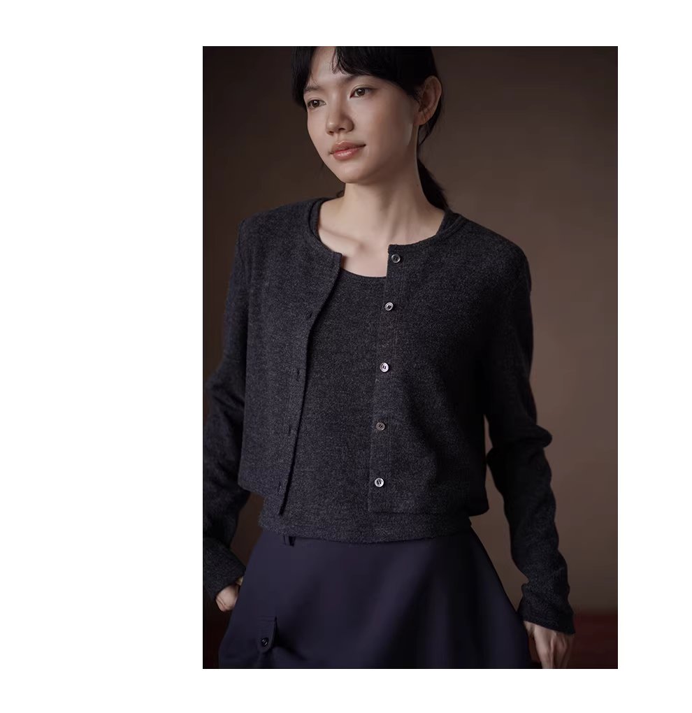 一衣多穿實用兩件套鬆軟彈性基礎背心開襟衫顯瘦套裝女,一衣多穿實用兩件套鬆軟彈性基礎背心開襟衫顯瘦套裝女,HBEW1135,一衣多穿實用兩件套鬆軟彈性基礎背心開襟衫顯瘦套裝女,兩件式套裝,簡約質感