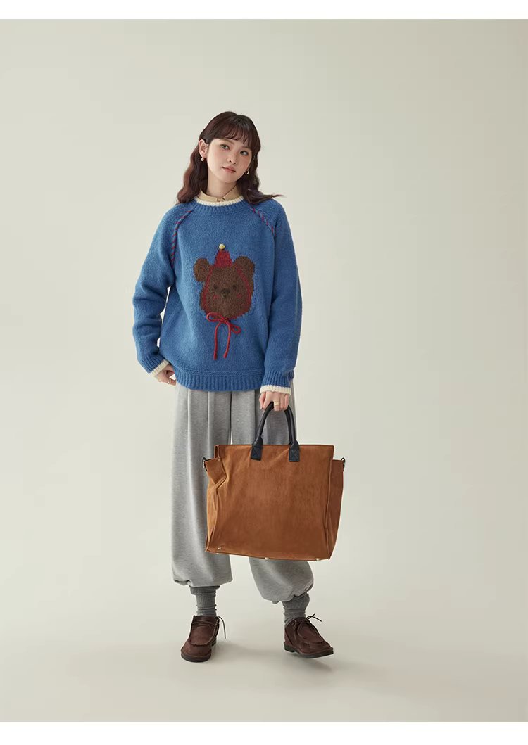 克萊因藍圓領羊毛長袖小熊毛衣女冬新款寬鬆減齡上衣,克萊因藍圓領羊毛長袖小熊毛衣女冬新款寬鬆減齡上衣,HBEW1148,克萊因藍圓領羊毛長袖小熊毛衣女冬新款寬鬆減齡上衣,童趣針織,羊毛混紡