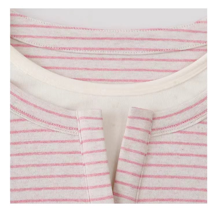 假兩件粉條紋長袖T恤女冬季新款少女感寬鬆上衣,假兩件粉條紋長袖T恤女冬季新款少女感寬鬆上衣,HBEW1197,假兩件粉條紋長袖T恤女冬季新款少女感寬鬆上衣,假兩件式,舒適面料