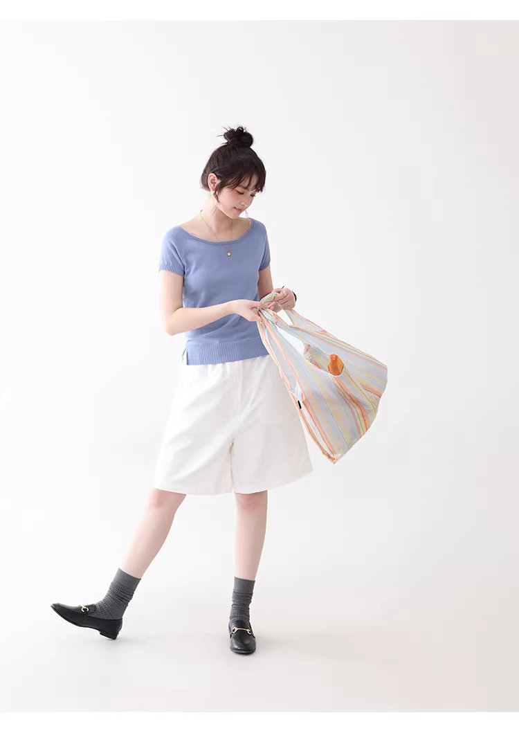 純色小一字領側開叉針織衫女夏新款慵懶顯瘦短袖上衣,純色小一字領側開叉針織衫女夏新款慵懶顯瘦短袖上衣,HBFS1051,純色小一字領側開叉針織衫女夏新款慵懶顯瘦短袖上衣,側邊開衩,薄款針織