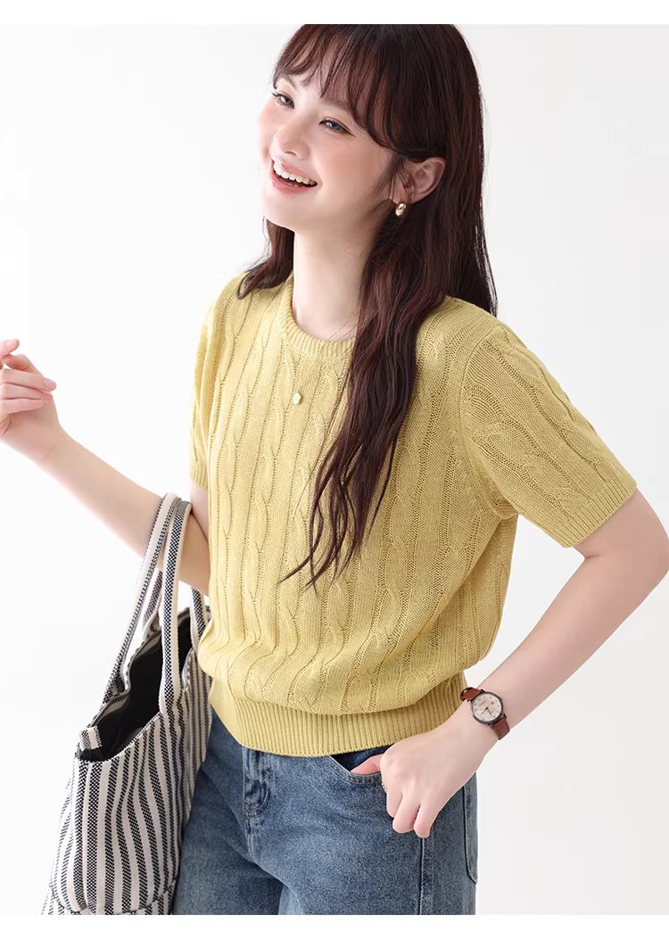 慵懶純色扭花短袖圓領針織衫女夏季新款簡約透氣上衣,慵懶純色扭花短袖圓領針織衫女夏季新款簡約透氣上衣,HBFS1056,慵懶純色扭花短袖圓領針織衫女夏季新款簡約透氣上衣,簡約質感,麻花針織