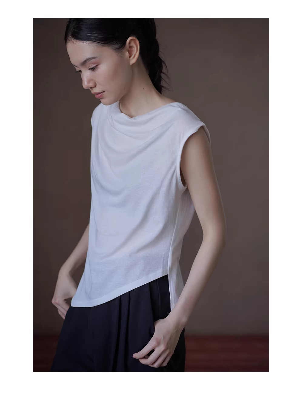 法式浪漫蕩領設計透氣薄款簡約氣質通勤無袖顯瘦上衣女,法式浪漫蕩領設計透氣薄款簡約氣質通勤無袖顯瘦上衣女,HBFS1061,法式浪漫蕩領設計透氣薄款簡約氣質通勤無袖顯瘦上衣女,蕩領設計,不規則造型