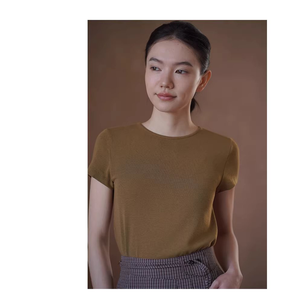 絲滑柔軟上衣彈性不束縛透氣合身顯白基礎圓領短袖T恤女,穿搭,上衣,絲滑柔軟上衣彈性不束縛透氣合身顯白基礎圓領短袖T恤女,HBFS1067,絲滑柔軟上衣彈性不束縛透氣合身顯白基礎圓領短袖T恤女
