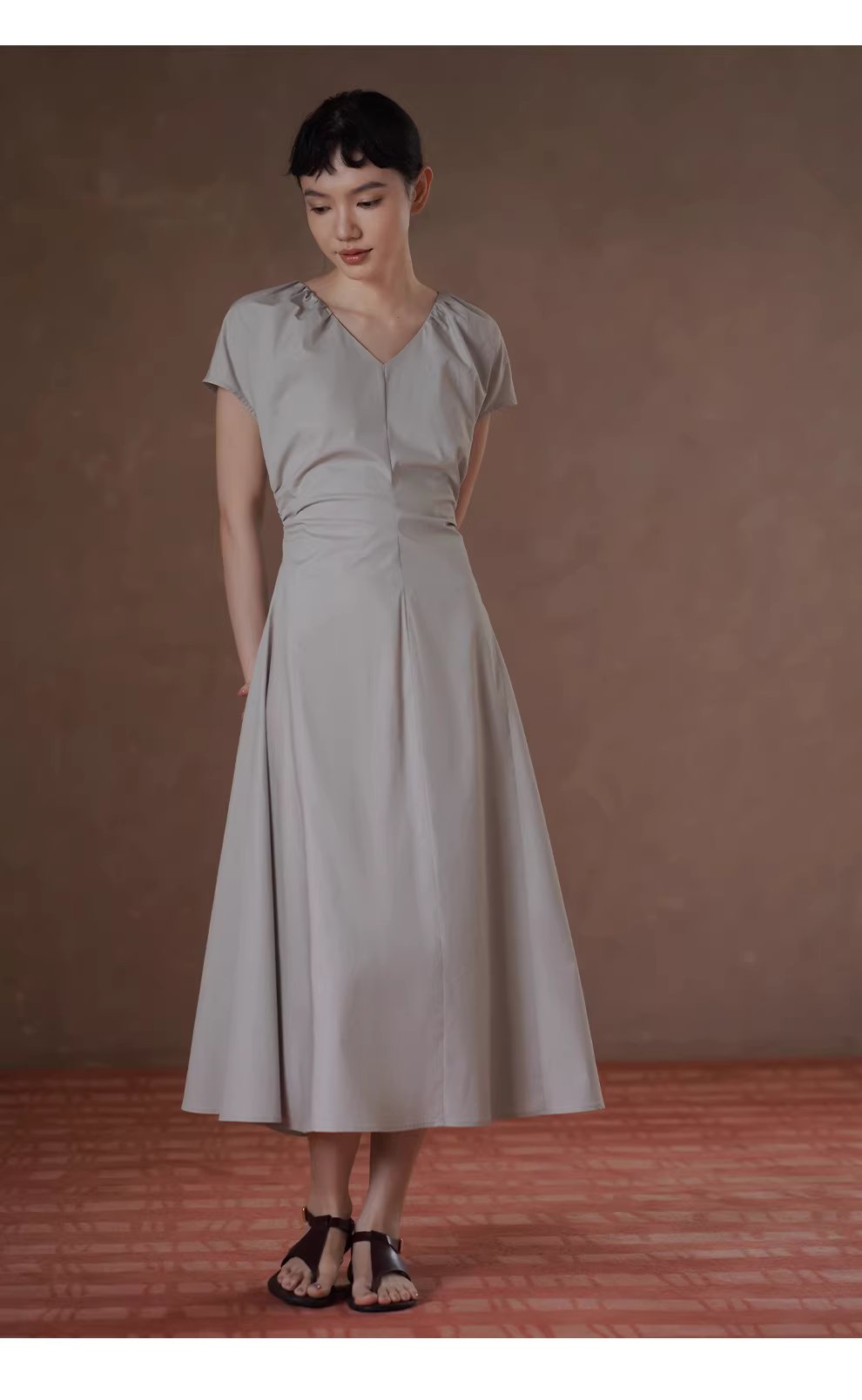 煙雨朦朧氣質洋裝V領捏褶收腰顯瘦立體分割洋裝女,煙雨朦朧氣質洋裝V領捏褶收腰顯瘦立體分割洋裝女,HBFS7038,煙雨朦朧氣質洋裝V領捏褶收腰顯瘦立體分割洋裝女,純棉親膚,高級慵懶