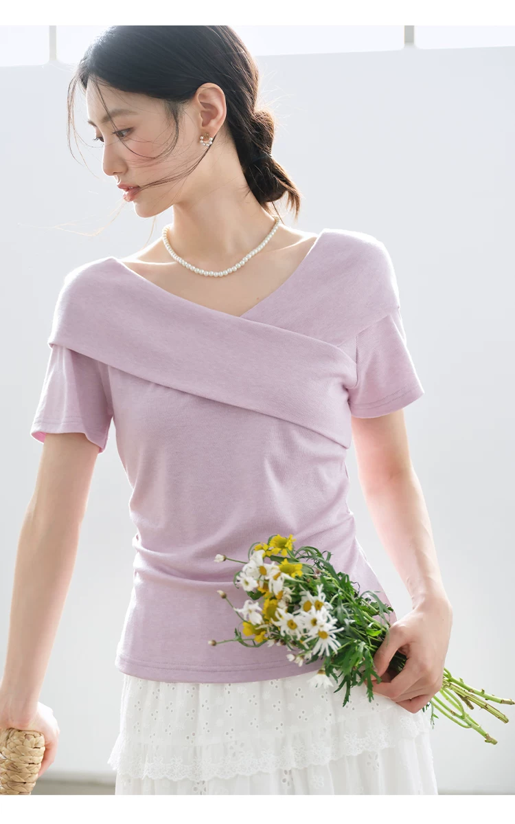 大尺碼法式氣質紫色T恤女2026新款夏季短袖高級感交叉V領上衣,大尺碼法式氣質紫色T恤女2026新款夏季短袖高級感交叉V領上衣,HBFS1168,大尺碼法式氣質紫色T恤女2026新款夏季短袖高級感交叉V領上衣,交叉V領,收腰顯瘦