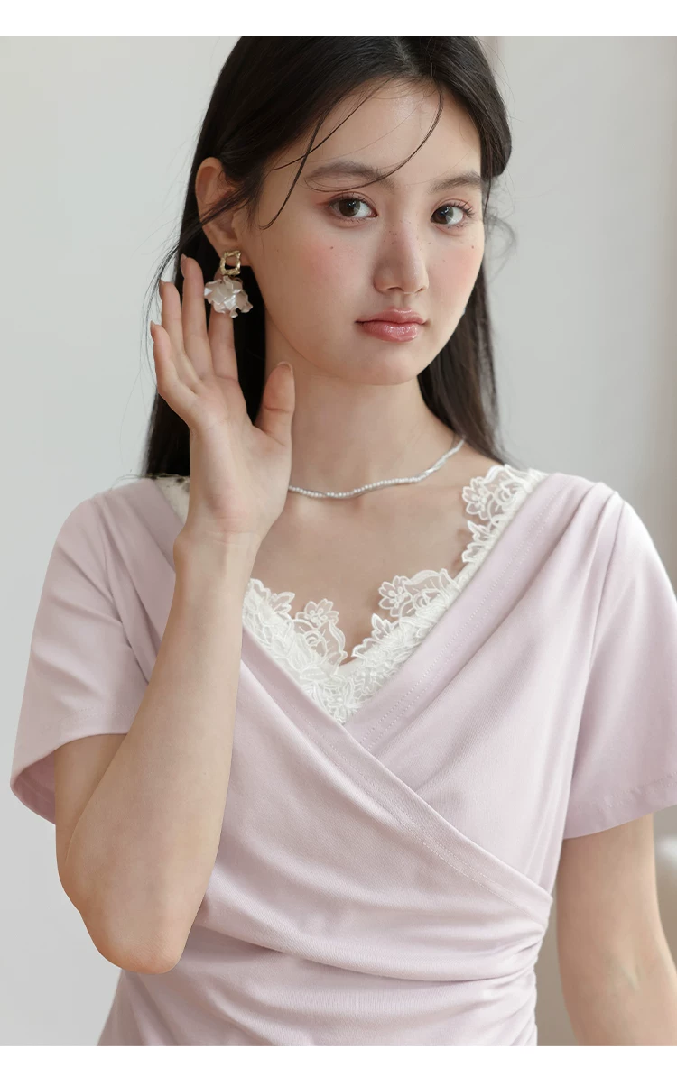 大尺碼法式蕾絲拼接V領粉色T恤女夏假兩件短袖漂亮巨好看上衣,大尺碼法式蕾絲拼接V領粉色T恤女夏假兩件短袖漂亮巨好看上衣,HBFS1298,大尺碼法式蕾絲拼接V領粉色T恤女夏假兩件短袖漂亮巨好看上衣,中大尺碼,蕾絲花邊