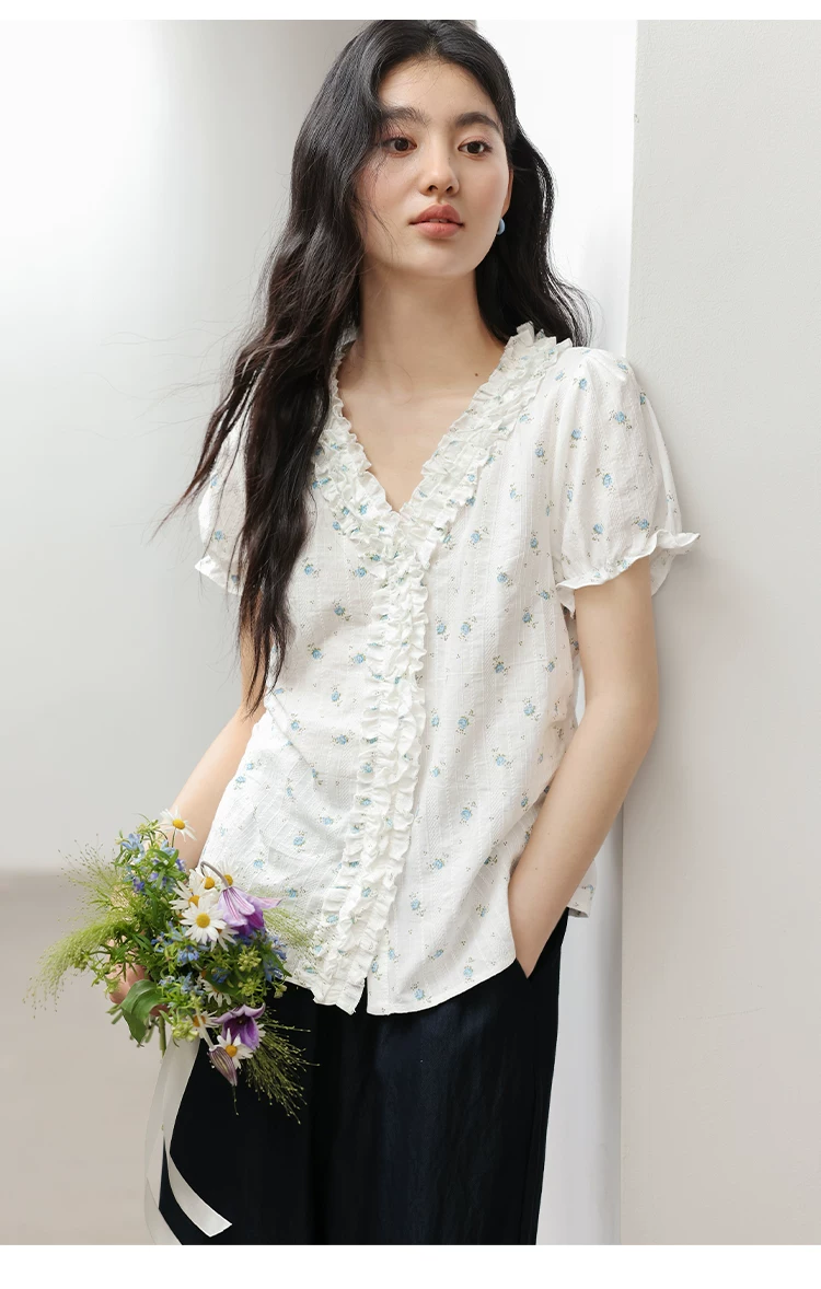 大尺碼法式短袖白襯衫女木耳邊V領上衣女2026夏季碎花襯衣,大尺碼法式短袖白襯衫女木耳邊V領上衣女2026夏季碎花襯衣,HBFS1320,大尺碼法式短袖白襯衫女木耳邊V領上衣女2026夏季碎花襯衣,中大尺碼,荷葉邊領