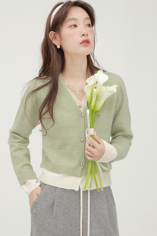 早春法式獨特別緻假兩件設計感綠色上衣女針織開衫外套