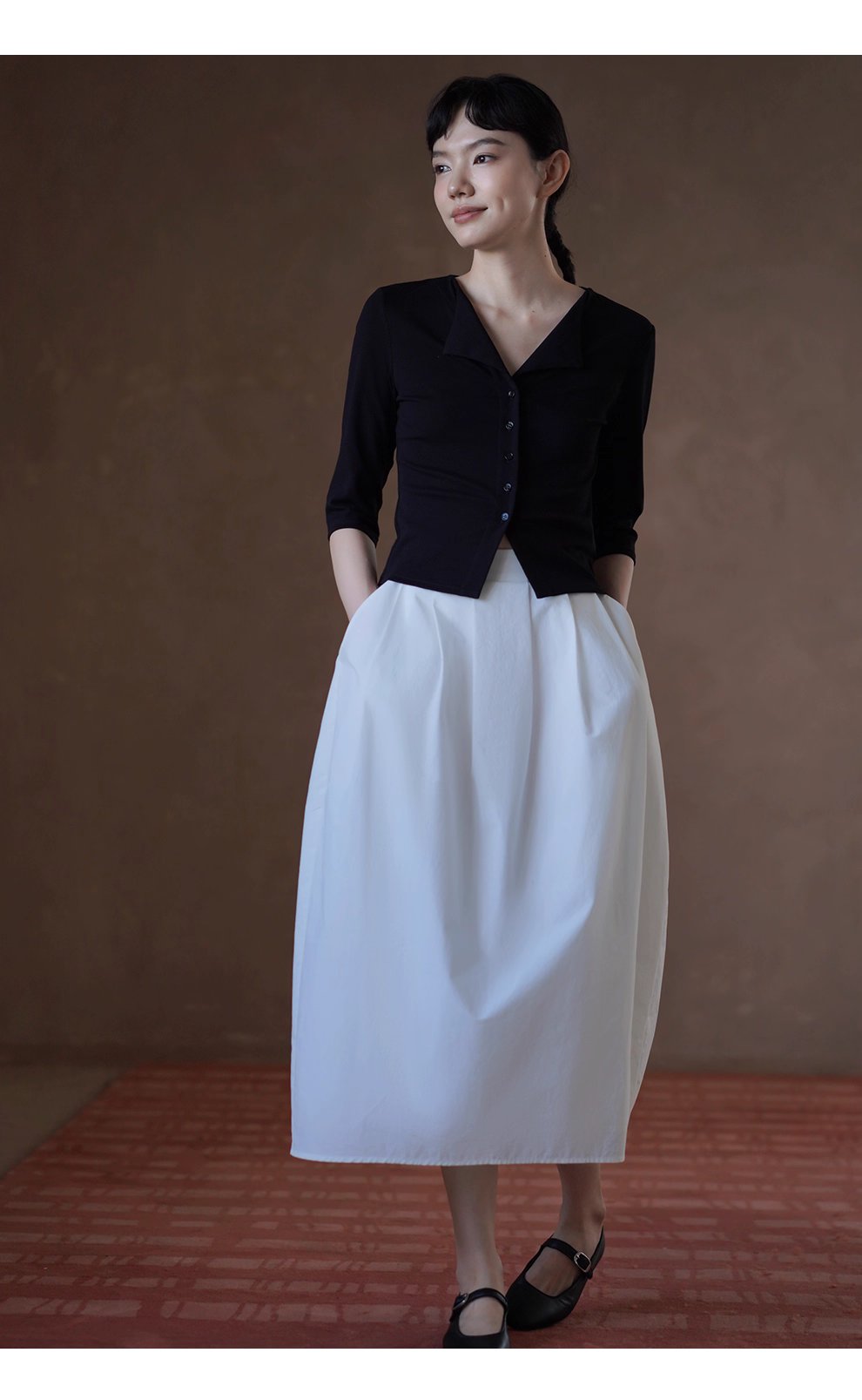 品質通勤雙面織布V領氣質上衣遮肉中袖合身彈性顯瘦T恤