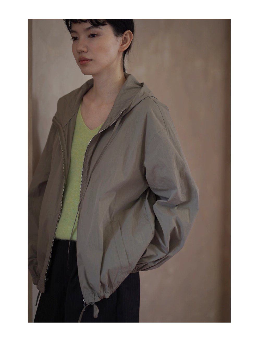 健行溯溪無負擔輕戶外透氣寬鬆H版型顯瘦連帽沖風衣外套