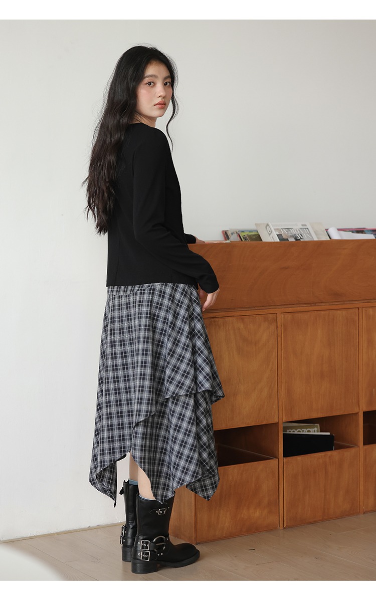 大尺碼胖mm長袖T恤全新款黑色半開領收腰上衣