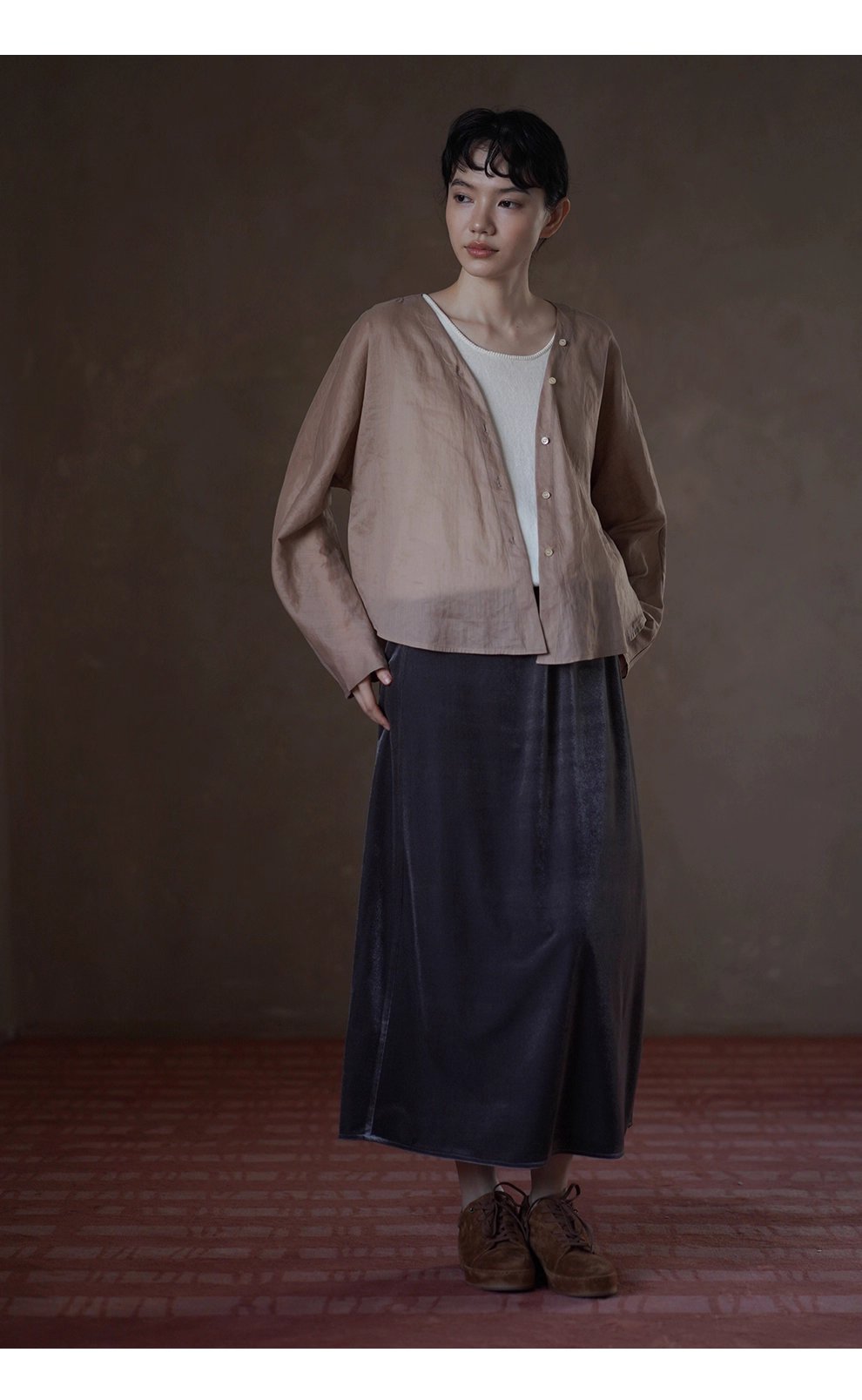 天然苧麻棉乾爽透氣肌理V領連肩袖薄顯瘦通勤長袖襯衫