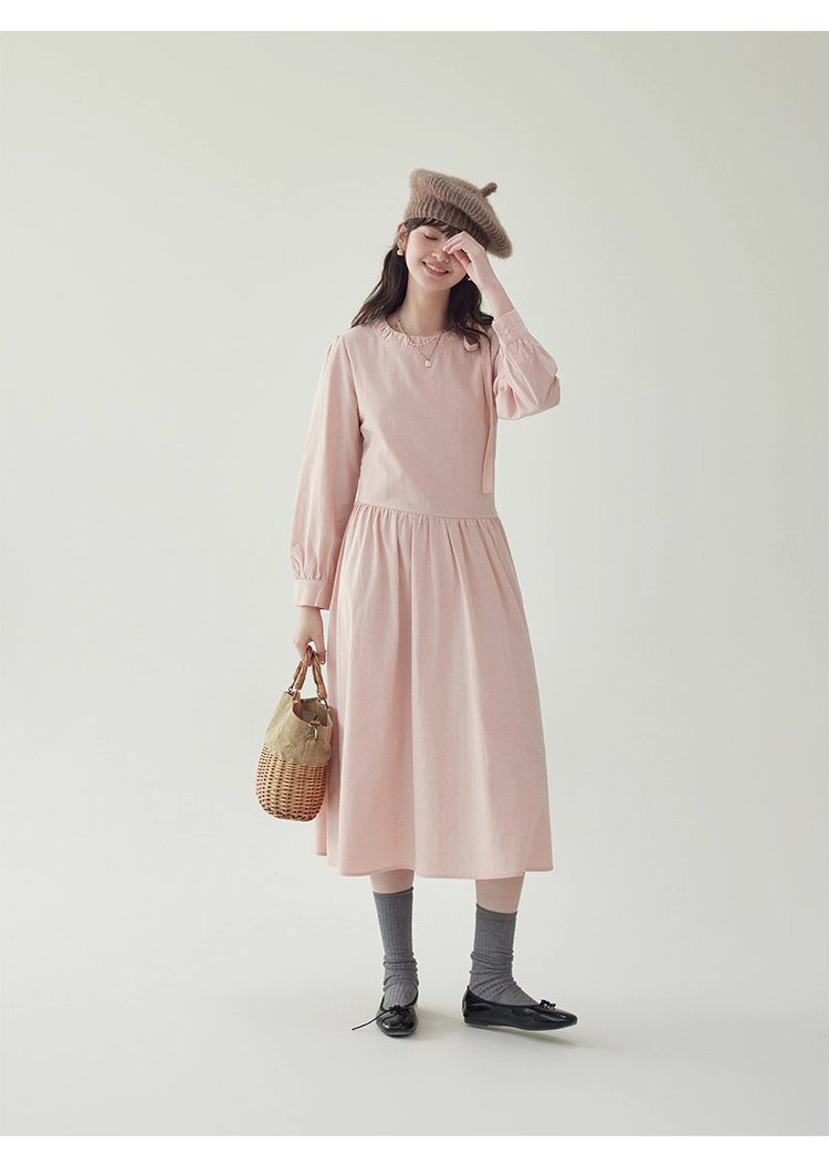 法式繫帶圓領粉紅洋裝女秋新款長袖a字中長裙