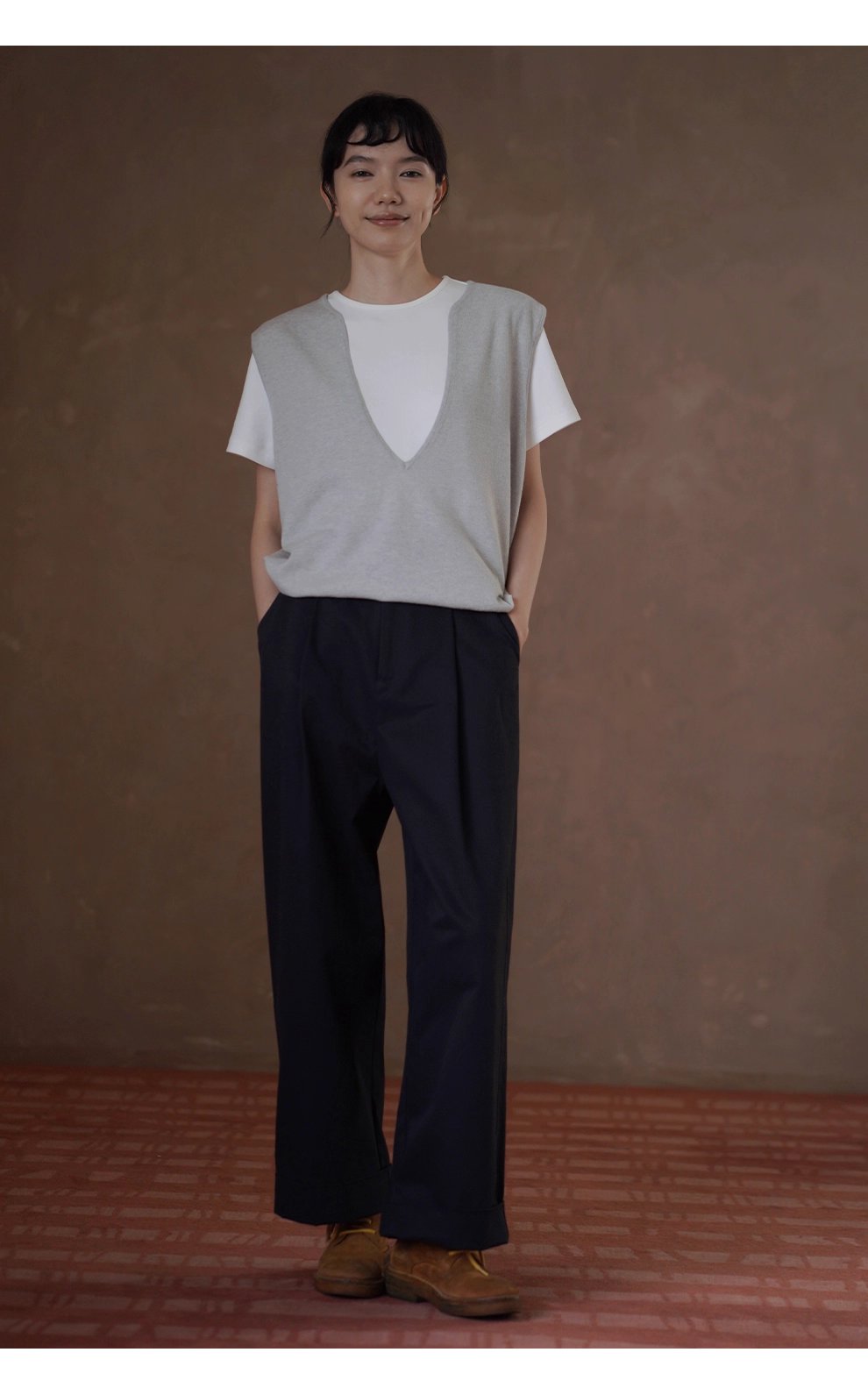 時髦放大鏡100羊毛深v領針織寬鬆疊穿簡約通勤背心女