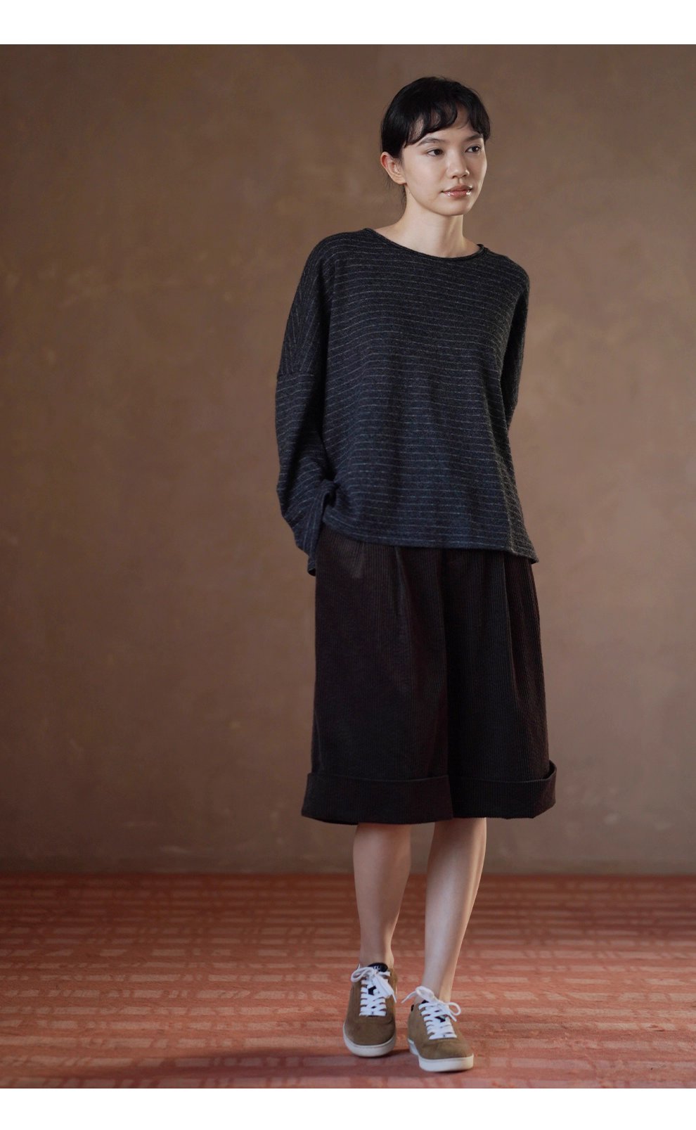 圖紙黑灰白條紋長袖軟糯羊毛混紡基礎寬鬆落肩顯瘦T恤女