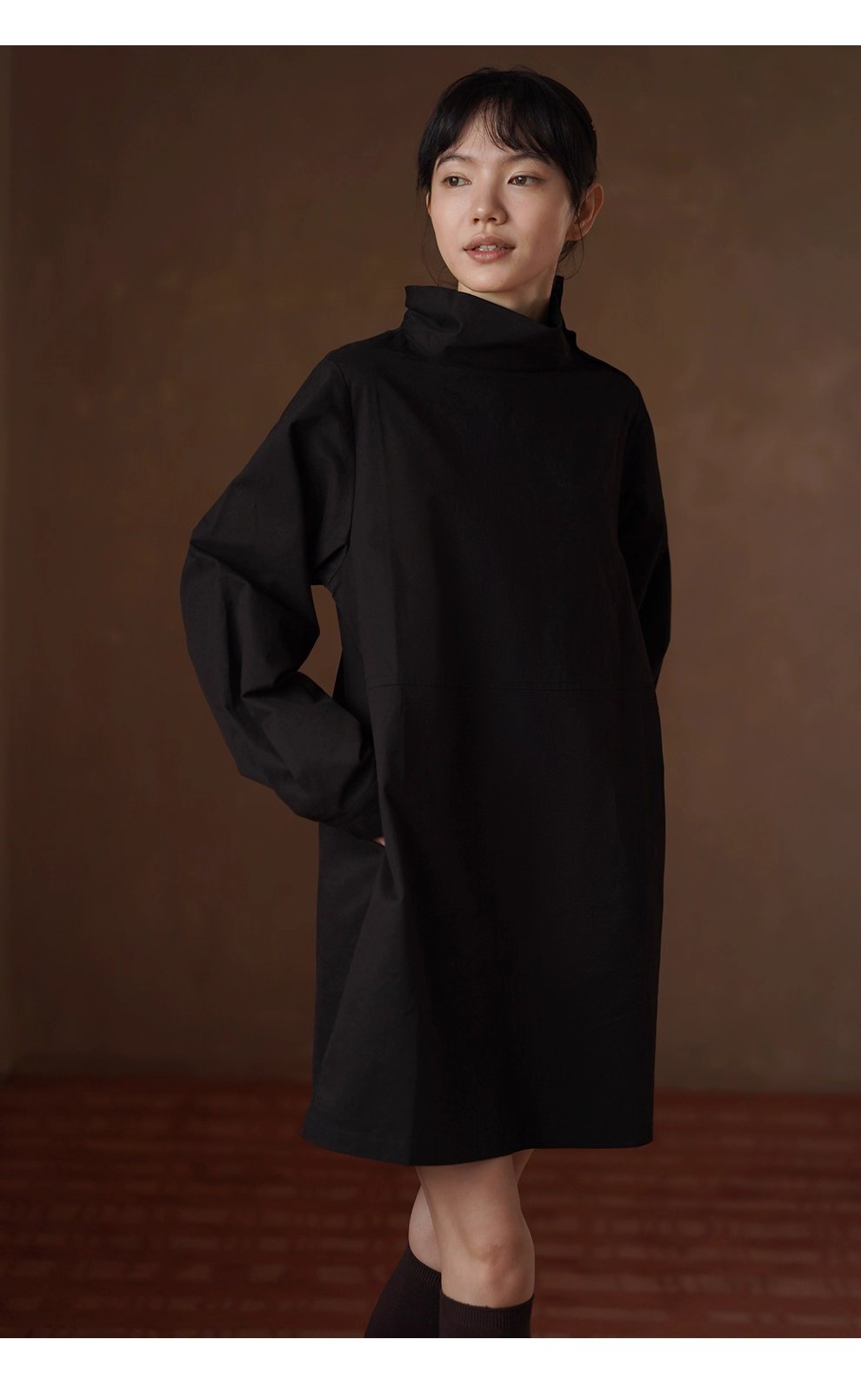 秋冬新款弗里達學院可調式紐扣高領寬鬆100棉連身裙女