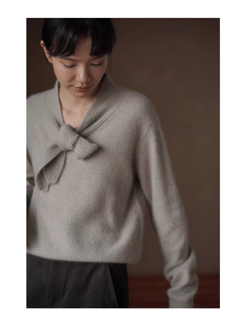 靜謐月光羊毛柔和混紡紗線領結設計感坑條顯瘦寬鬆毛衣