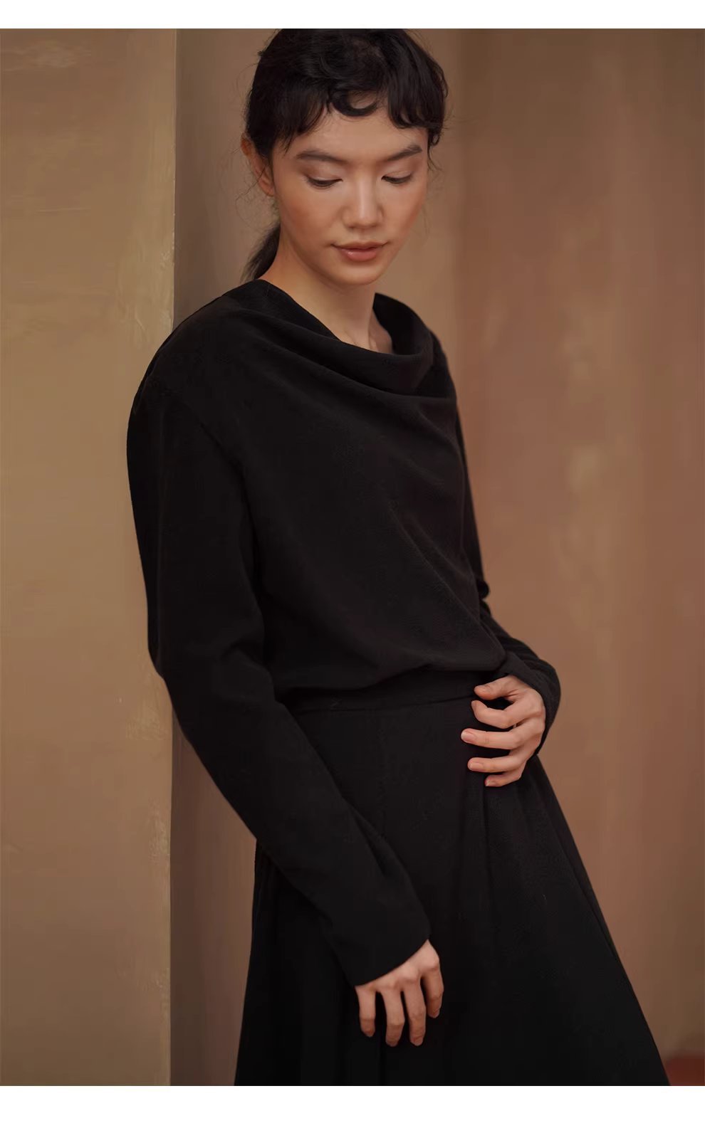 素描畫室鬆弛感蕩領長袖套裝軟糯顯瘦大裙擺通勤半裙女,素描畫室鬆弛感蕩領長袖套裝軟糯顯瘦大裙擺通勤半裙女,HBEW7062,素描畫室鬆弛感蕩領長袖套裝軟糯顯瘦大裙擺通勤半裙女,兩件式套裝,蕩領設計