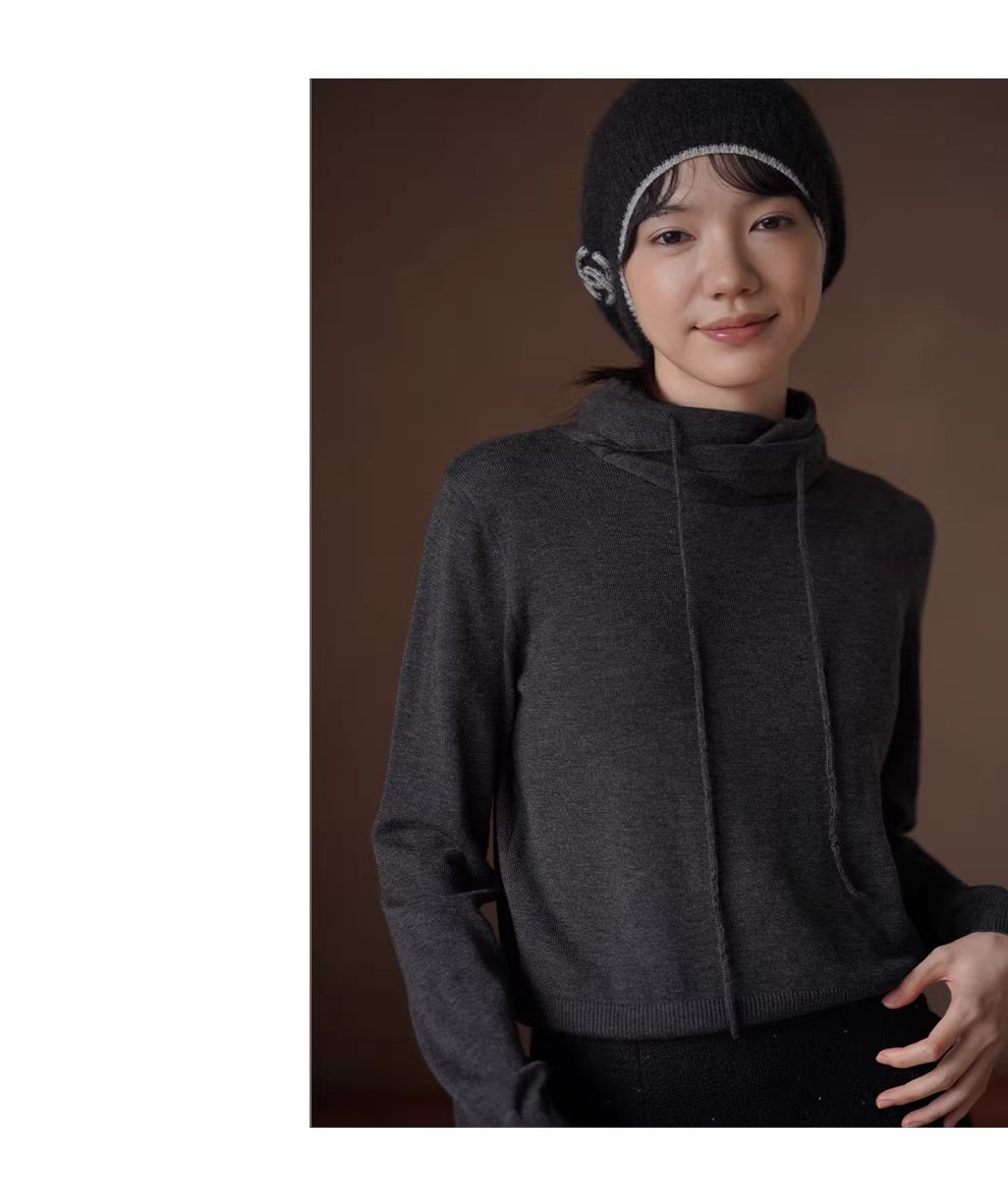 法式超細綿羊毛混紡疊量鬆弛堆堆領針織內搭合身上衣女,法式超細綿羊毛混紡疊量鬆弛堆堆領針織內搭合身上衣女,HBEW1167,法式超細綿羊毛混紡疊量鬆弛堆堆領針織內搭合身上衣女,連帽抽繩,羊毛混紡