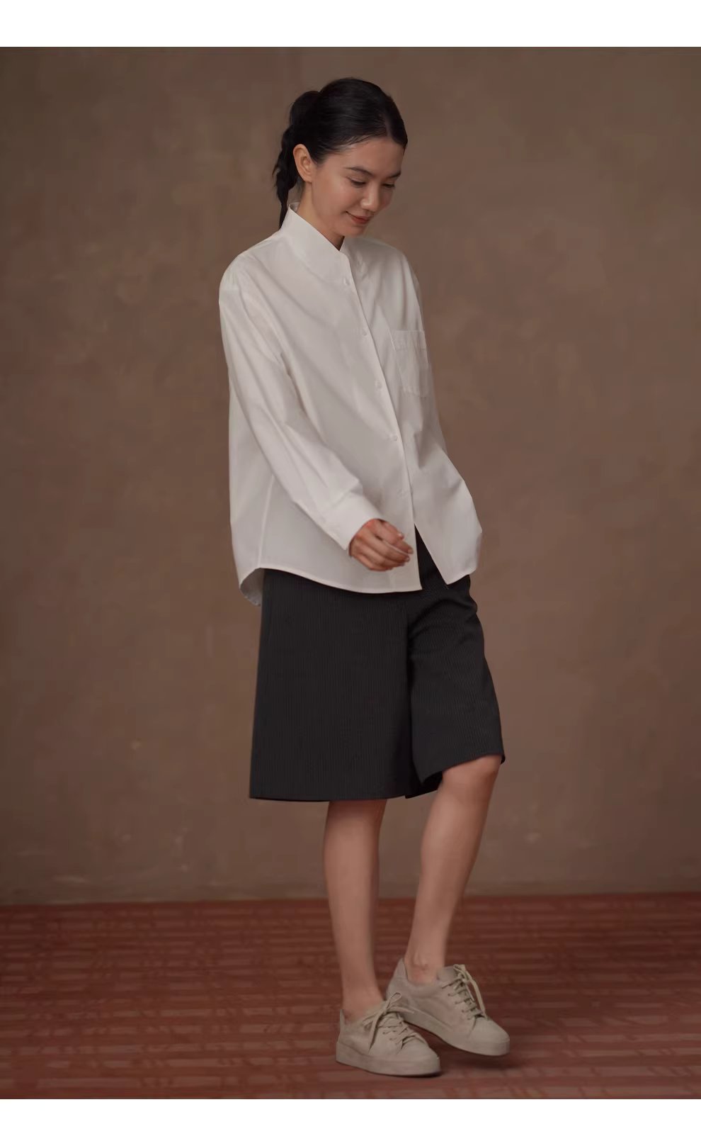 式復古回潮立領寬鬆H型顯瘦挺括好版型長袖疊穿襯衫女,式復古回潮立領寬鬆H型顯瘦挺括好版型長袖疊穿襯衫女,HBFS1037,式復古回潮立領寬鬆H型顯瘦挺括好版型長袖疊穿襯衫女,親膚透氣,版型修飾