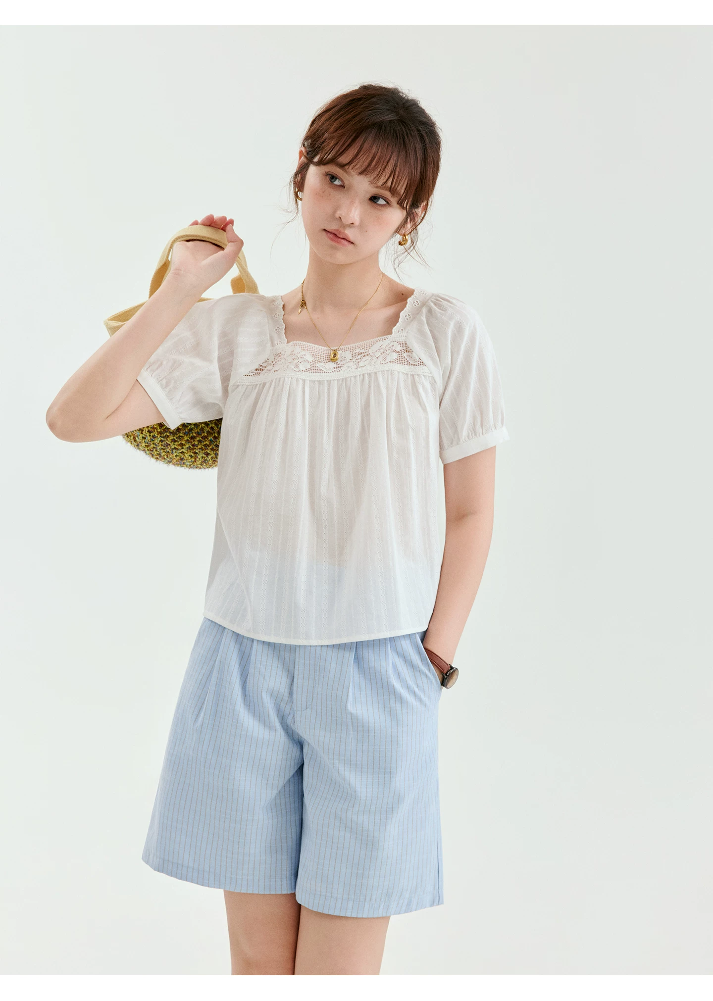 法式白色蕾絲方領純棉襯衫女夏季新款插肩袖上衣,法式白色蕾絲方領純棉襯衫女夏季新款插肩袖上衣,HBFS1331,法式白色蕾絲方領純棉襯衫女夏季新款插肩袖上衣,方領設計,全棉面料