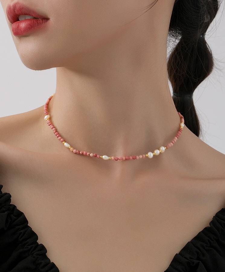 淡水珍珠項鍊女小眾串珠​​設計高級感薔薇石粉色甜美新品頸脖鎖骨鏈