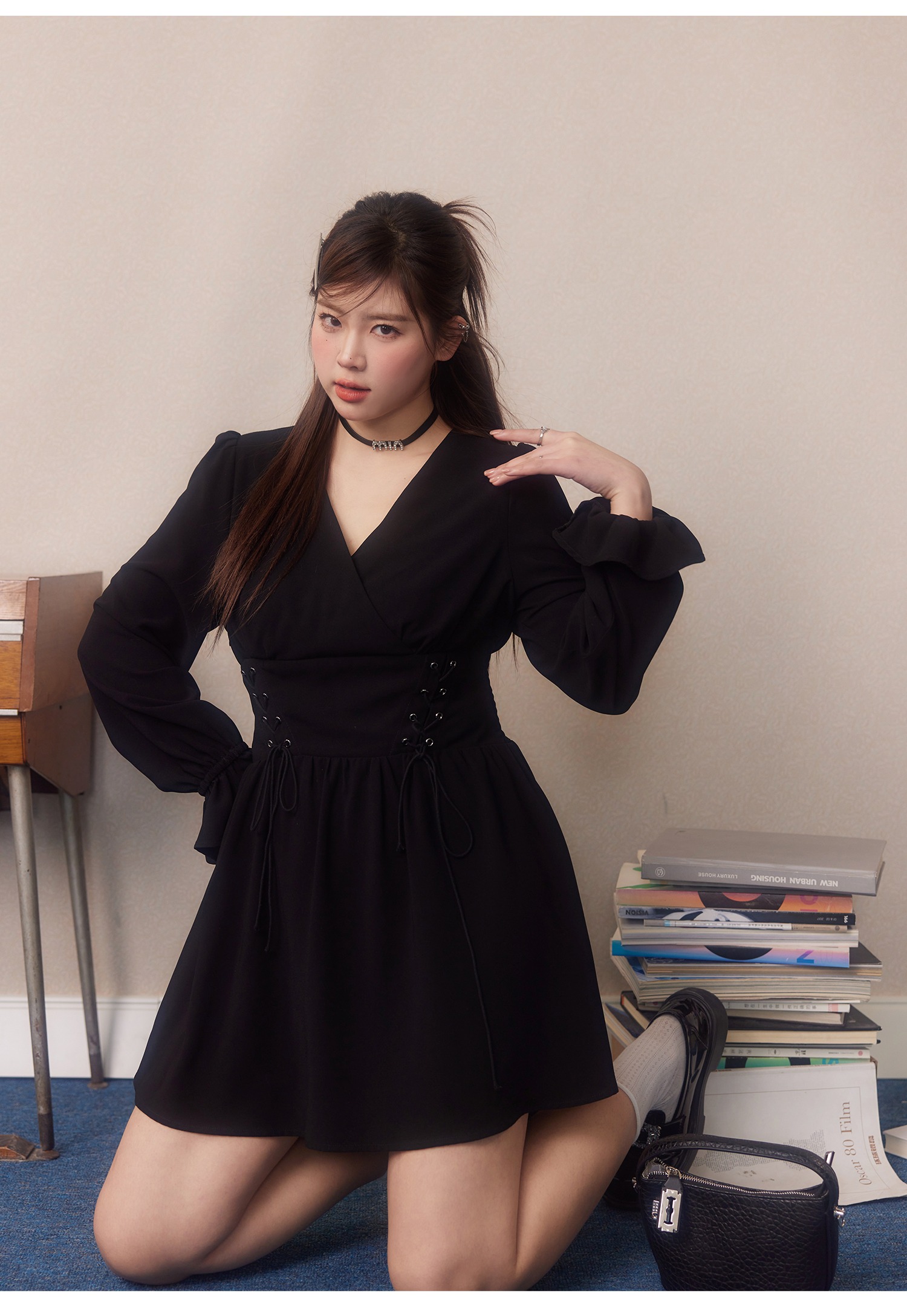 大尺碼女裝胖mm喇叭袖甜酷風綁帶收腰小黑裙顯瘦氣質連身裙洋裝