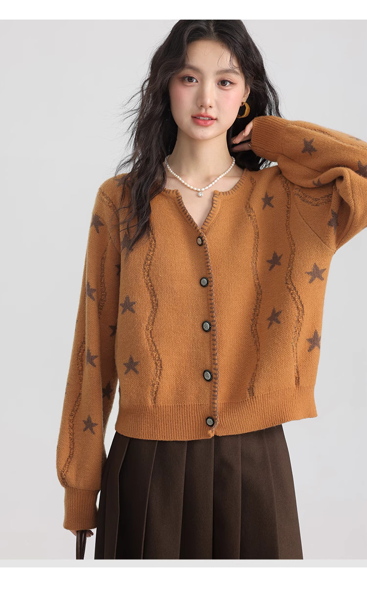 設計感毛衣女外套胖mm顯瘦針織衫開衫,設計感毛衣女外套胖mm顯瘦針織衫開衫秋冬內搭打底上衣,HBEW5987,設計感毛衣女外套胖mm顯瘦針織衫開衫,V領排扣,星星針織