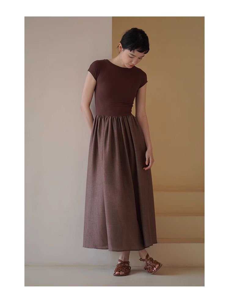 顯白特調赭紅彈性針織拼接大裙擺合身顯瘦梨形洋裝女