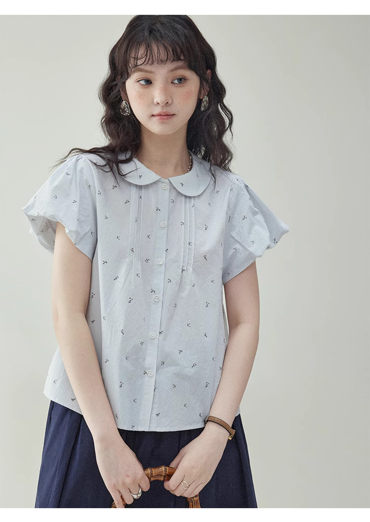 甜美泡泡袖純棉小花襯衫女夏季娃娃領單排扣上衣