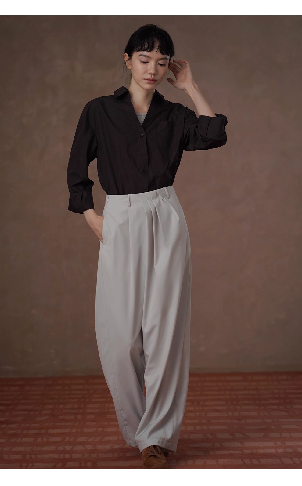 知識分子高智感襯衫濃鬱古巴咖寬鬆顯瘦V領廓形通勤上衣