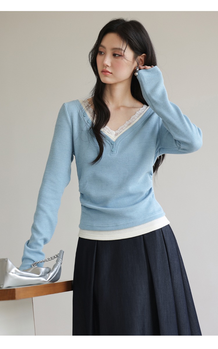 大尺碼蕾絲拼接V領針織衫女秋裝假兩件上衣