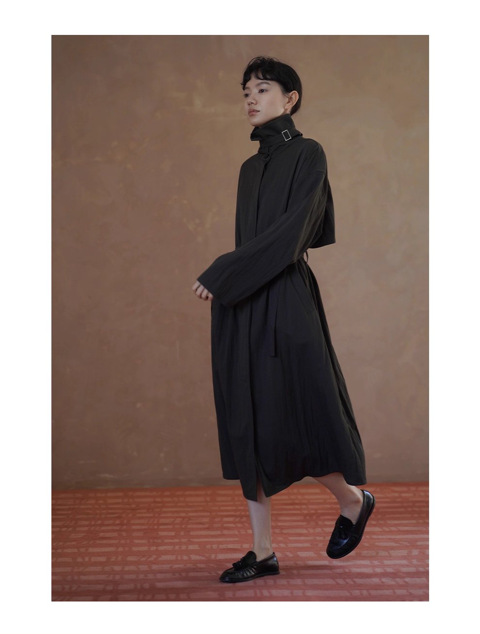 晚潮綠波風衣洋裝微皺肌理感寬鬆腰帶顯瘦通勤外套女