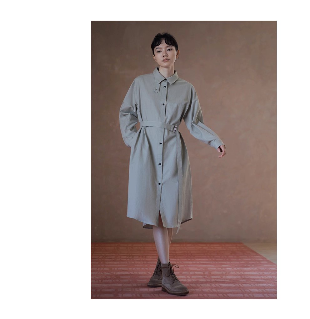 日常友善清透亞麻棉混紡襯衫領寬鬆H版型腰帶通勤洋裝