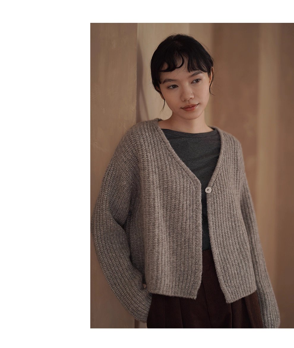 立體復古粗棒針織毛衣高比例羊毛混紡柔軟氛圍V領短外套