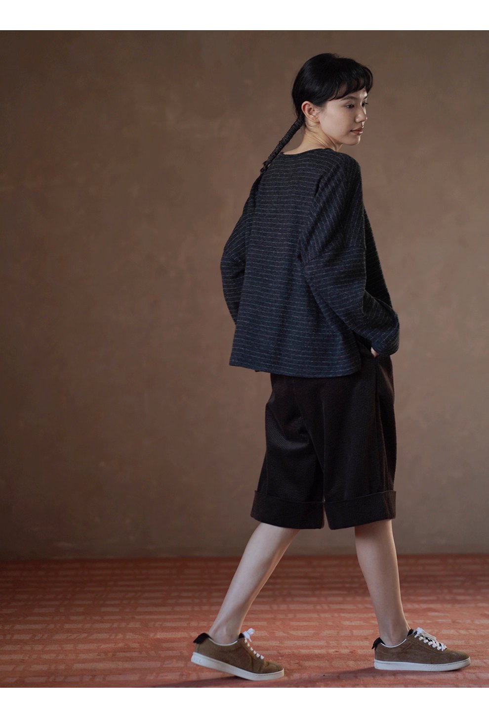 圖紙黑灰白條紋長袖軟糯羊毛混紡基礎寬鬆落肩顯瘦T恤女