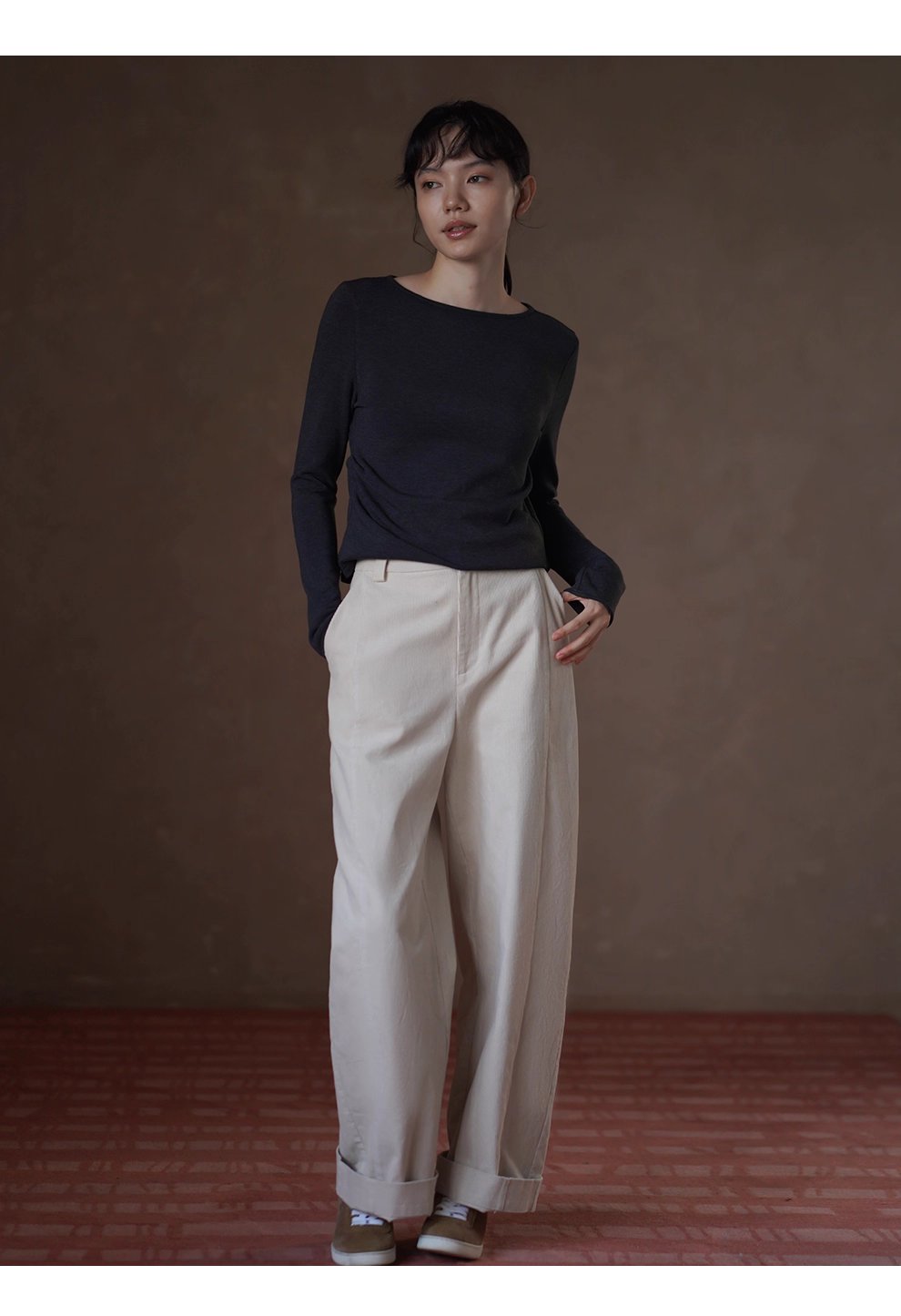 立體顯瘦挺括100棉細膩燈芯絨寬鬆直筒高腰休閒百搭長褲,立體顯瘦挺括100棉細膩燈芯絨寬鬆直筒高腰休閒百搭長褲,HBEW3035,立體顯瘦挺括100棉細膩燈芯絨寬鬆直筒高腰休閒百搭長褲,高腰直筒,燈芯絨