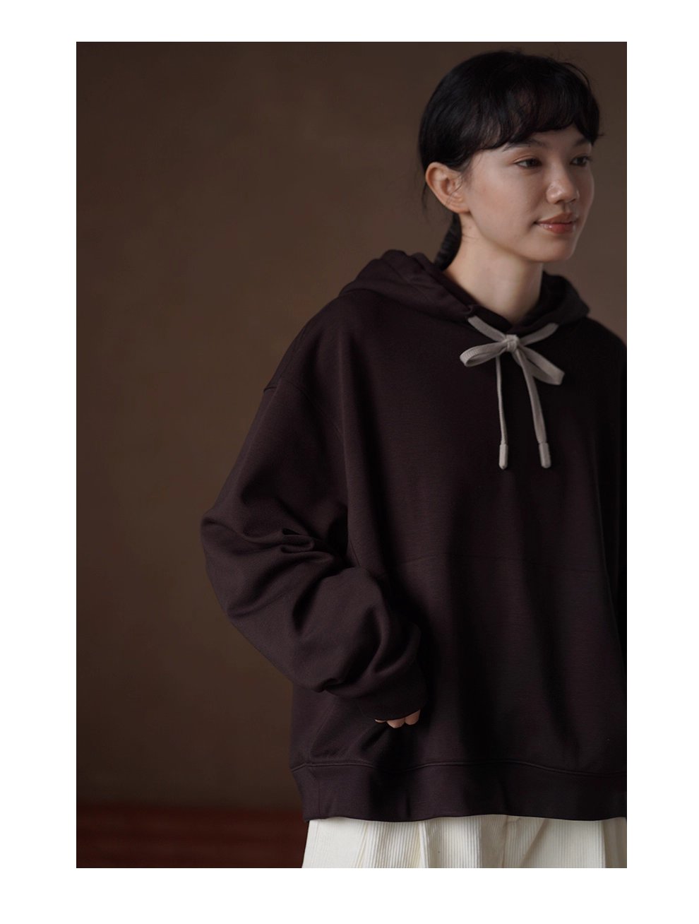 軟糯可可撞色帽繩寬鬆落肩顯瘦休閒疊穿廓形連帽衛衣女,軟糯可可撞色帽繩寬鬆落肩顯瘦休閒疊穿廓形連帽衛衣女,HBEW1122,軟糯可可撞色帽繩寬鬆落肩顯瘦休閒疊穿廓形連帽衛衣女,連帽抽繩,舒適面料