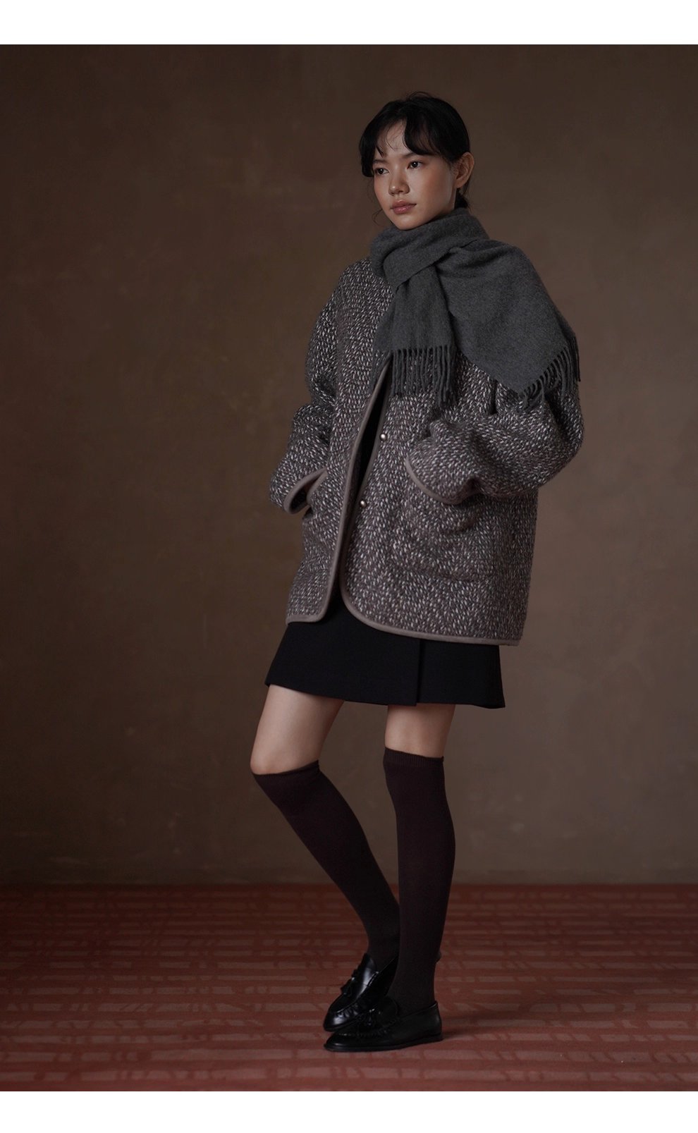 桑蠶絲綿羊毛混紡編織香香肌理寬鬆輪廓一手長夾棉大衣,桑蠶絲綿羊毛混紡編織香香肌理寬鬆輪廓一手長夾棉大衣,HBEW5095,桑蠶絲綿羊毛混紡編織香香肌理寬鬆輪廓一手長夾棉大衣,小香編織,羊毛混紡