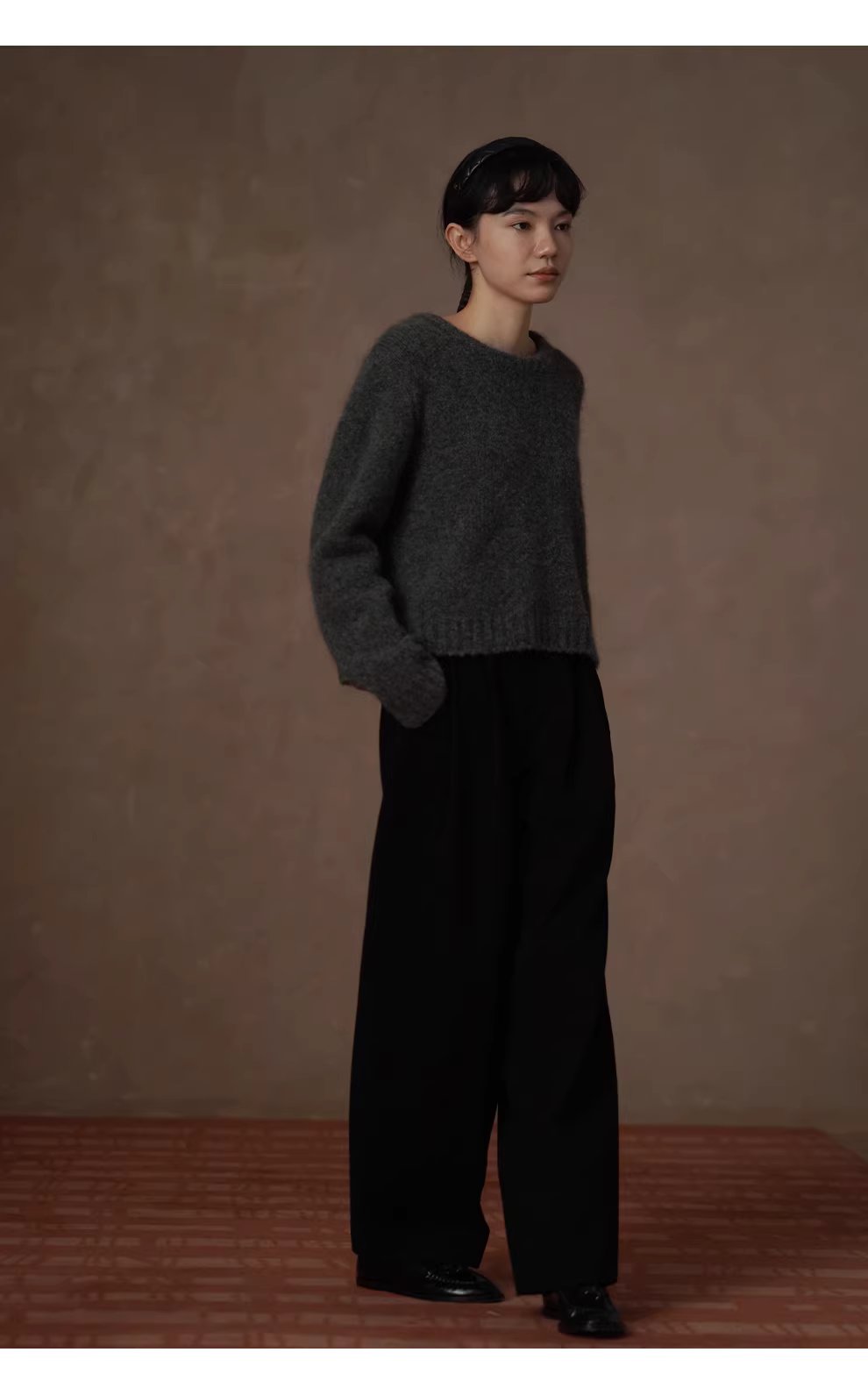 蓬鬆百分百水洗拉毛工藝羊毛馬海毛混紡圓領寬鬆毛衣女