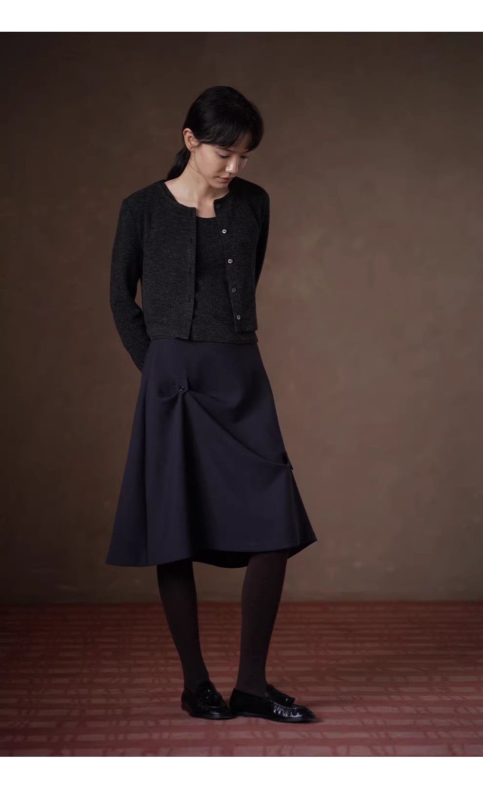 怪誕藝術少女不對稱扣袢扭褶設計高腰顯瘦A字小眾半身裙,怪誕藝術少女不對稱扣袢扭褶設計高腰顯瘦A字小眾半身裙,HBEW2029,怪誕藝術少女不對稱扣袢扭褶設計高腰顯瘦A字小眾半身裙,扣袢設計,A字裙型