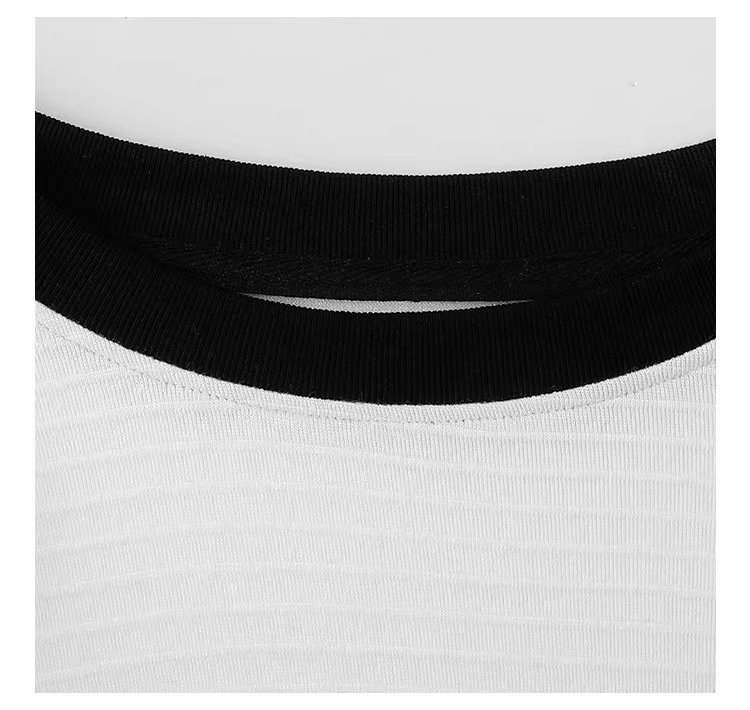 撞色拼接肌理長袖t卹女冬新款簡約圓領內搭上衣,撞色拼接肌理長袖t卹女冬新款簡約圓領內搭上衣,HBEW1160,撞色拼接肌理長袖t卹女冬新款簡約圓領內搭上衣,撞色領口,舒適面料